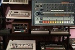 Thumbnail Roland DRUM Sounds Kit Vintage Drum Machine Samples Retro 80 Thumbnail Roland DRUM Sounds Kit Vintage Drum Machine Samples Retro 80